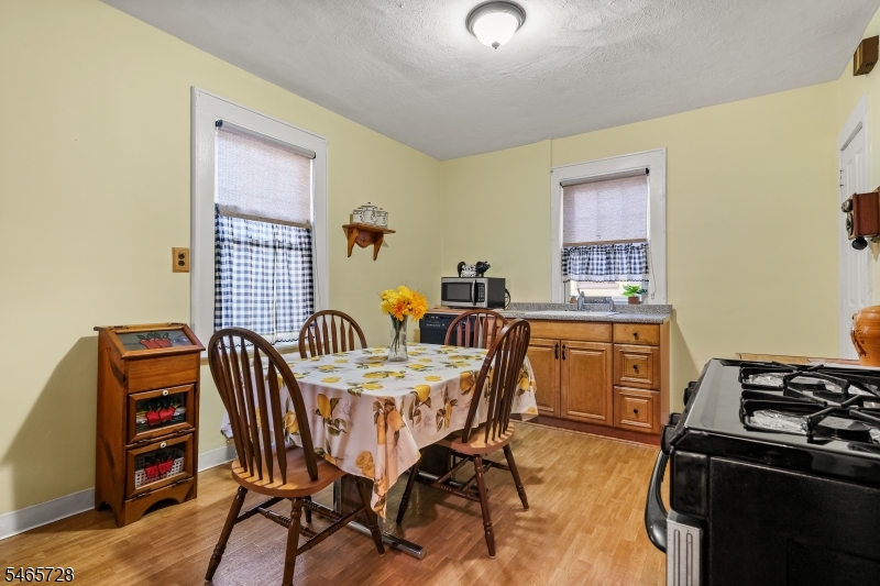 646 E 2nd Avenue Roselle NJ 07203