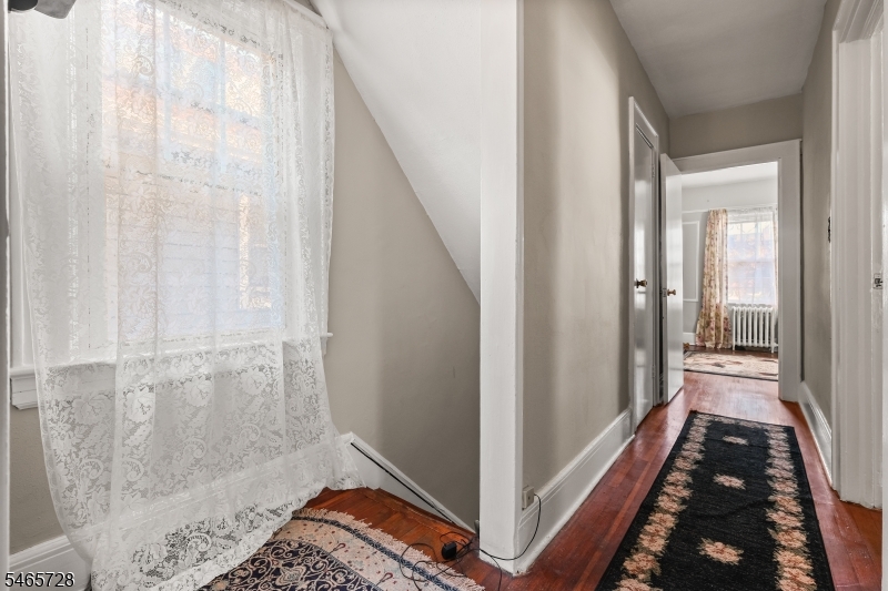 646 E 2nd Avenue Roselle NJ 07203
