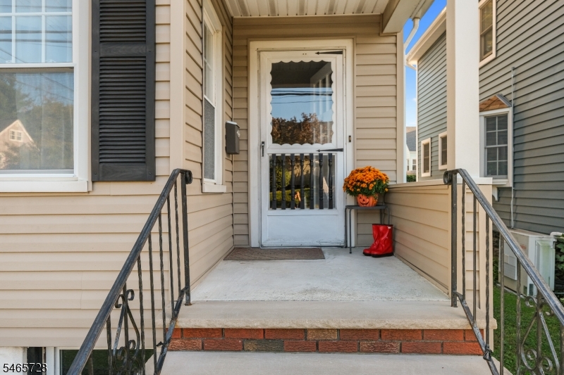646 E 2nd Avenue Roselle NJ 07203