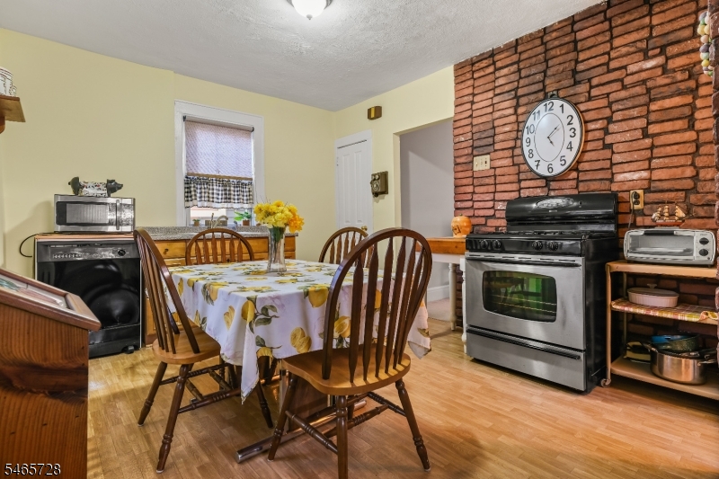 646 E 2nd Avenue Roselle NJ 07203