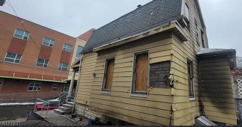 176 Madison Avenue Irvington NJ 07111