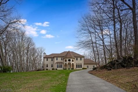 25 Starrett Court Sparta NJ 07871