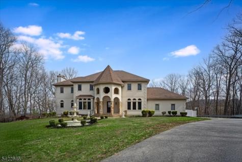 25 Starrett Court Sparta NJ 07871