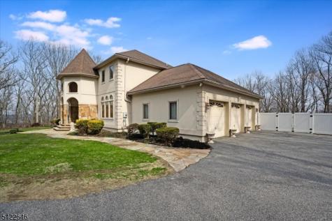 25 Starrett Court Sparta NJ 07871