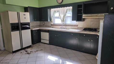 570 Mount Prospect Avenue Newark NJ 07104