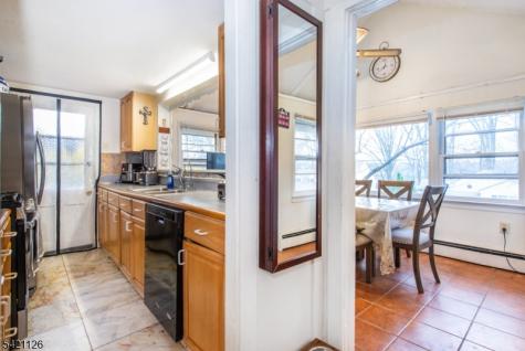 47 Hillside Road Sparta NJ 07871