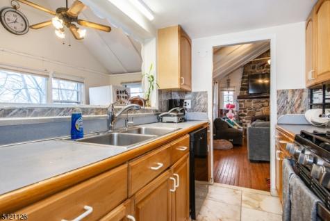 47 Hillside Road Sparta NJ 07871