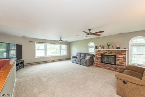 1 James Drive Mount Arlington NJ 07856
