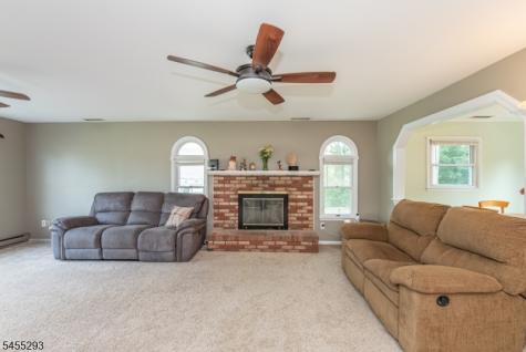 1 James Drive Mount Arlington NJ 07856
