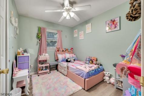 12 Pierrepont Avenue Middlesex NJ 08846