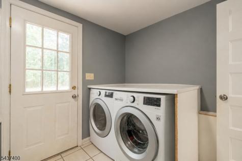 12 Pierrepont Avenue Middlesex NJ 08846