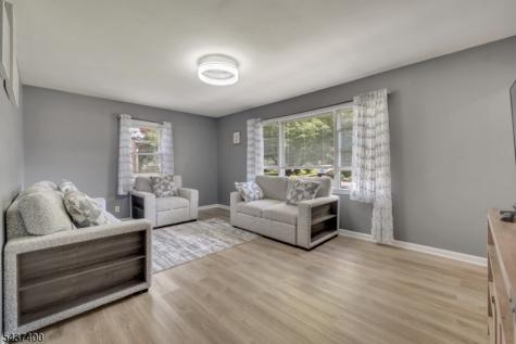 12 Pierrepont Avenue Middlesex NJ 08846