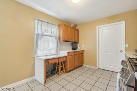 12 Pierrepont Avenue Middlesex NJ 08846