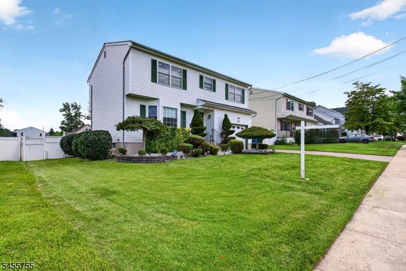 296 Remsen Avenue Woodbridge NJ 07001
