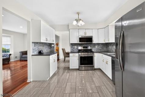 296 Remsen Avenue Woodbridge NJ 07001