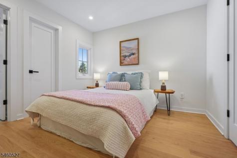 39 Walnut Crescent Montclair NJ 07042