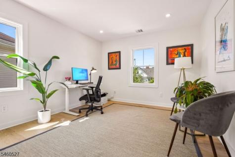 39 Walnut Crescent Montclair NJ 07042
