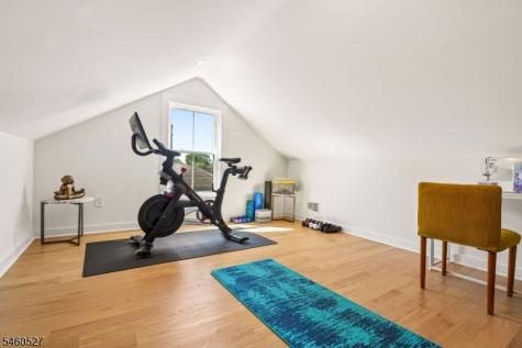 39 Walnut Crescent Montclair NJ 07042