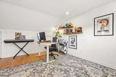 39 Walnut Crescent Montclair NJ 07042