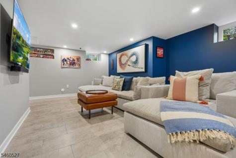 39 Walnut Crescent Montclair NJ 07042