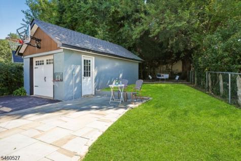 39 Walnut Crescent Montclair NJ 07042