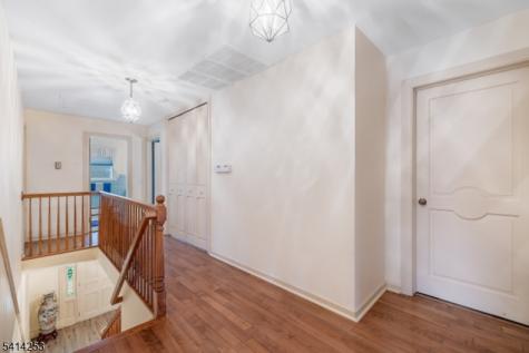 403 Roberts Lane Scotch Plains NJ 07076