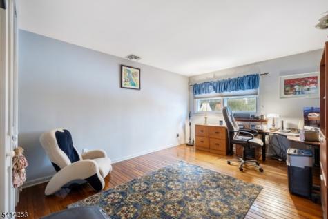 403 Roberts Lane Scotch Plains NJ 07076