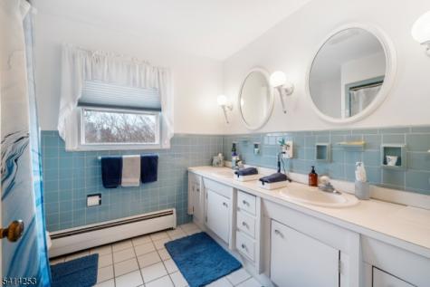 403 Roberts Lane Scotch Plains NJ 07076