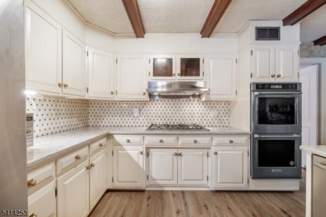 403 Roberts Lane Scotch Plains NJ 07076