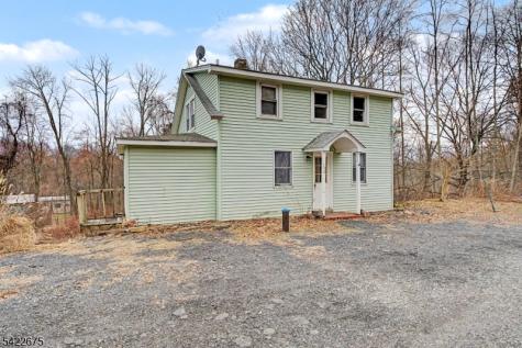 196 West Owassa Turnpike Frankford NJ 07826