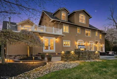 11 N Pocono Road Mountain Lakes NJ 07046