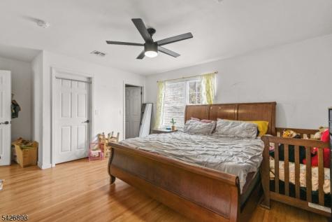 135 Highland Avenue Newark NJ 07104