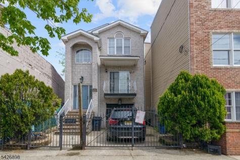135 Highland Avenue Newark NJ 07104