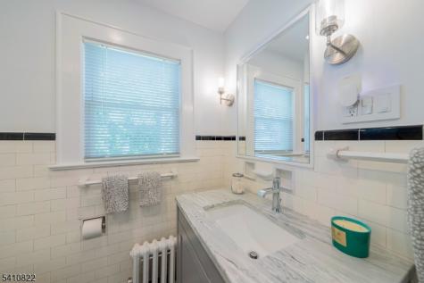 19 Pine Street West Orange NJ 07052
