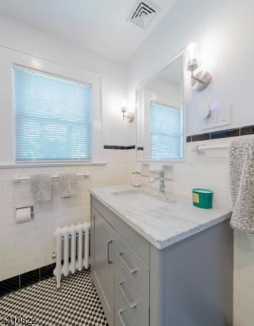 19 Pine Street West Orange NJ 07052