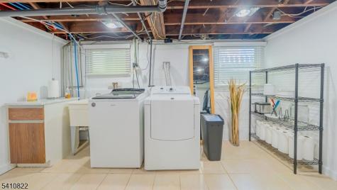 19 Pine Street West Orange NJ 07052