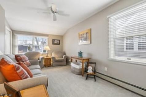 30 Lincoln Place Waldwick NJ 07463