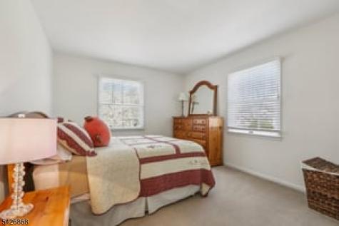 30 Lincoln Place Waldwick NJ 07463