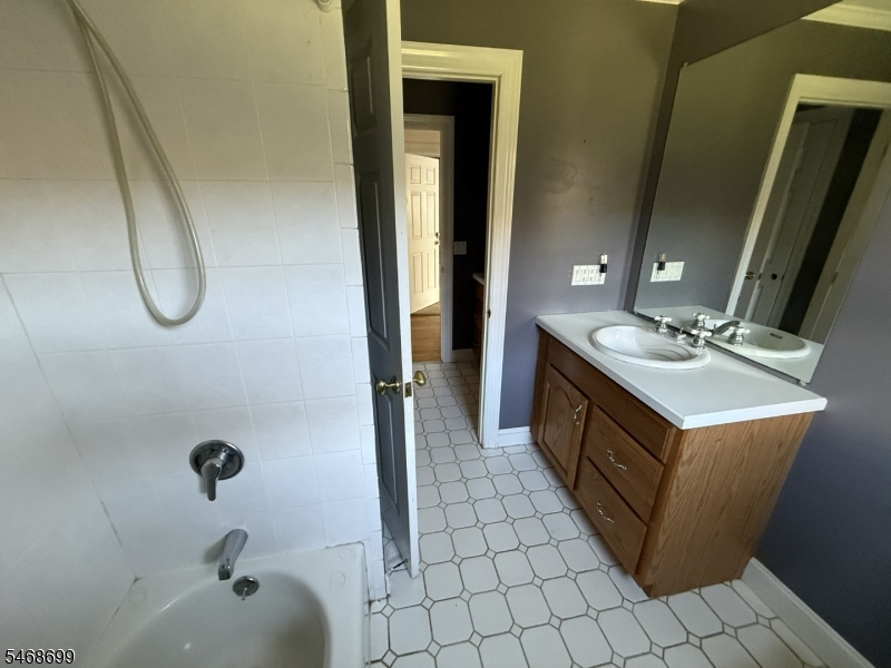 10 Dales Crossing Wantage NJ 07461