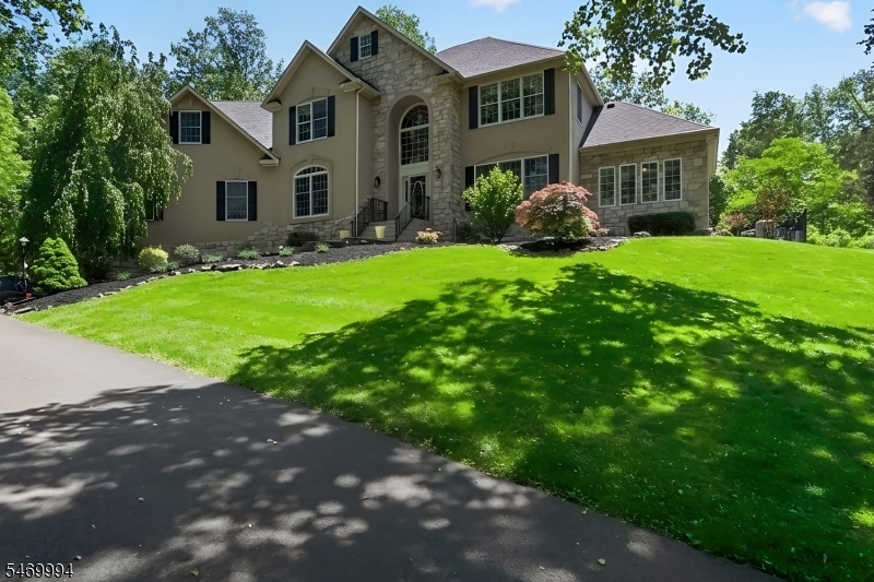 41 Sutton Farm Road Delaware NJ 08822
