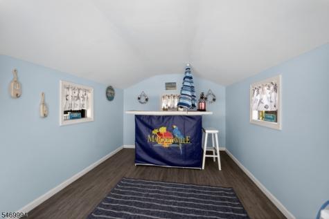 41 Sutton Farm Road Delaware NJ 08822