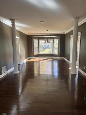 41 Sutton Farm Road Delaware NJ 08822