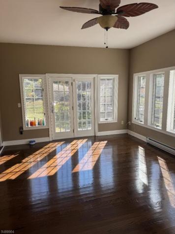 41 Sutton Farm Road Delaware NJ 08822