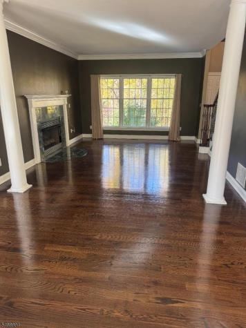 41 Sutton Farm Road Delaware NJ 08822