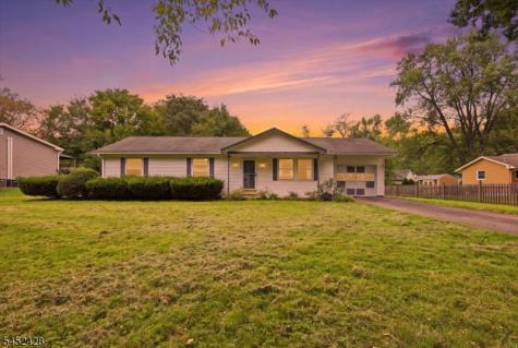 2 Warren Place Belvidere NJ 07823