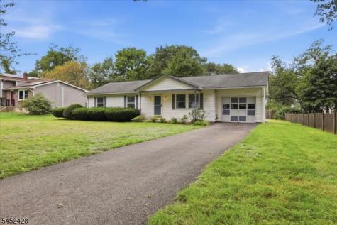 2 Warren Place Belvidere NJ 07823
