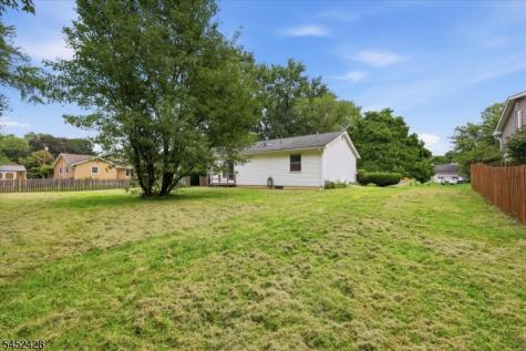 2 Warren Place Belvidere NJ 07823