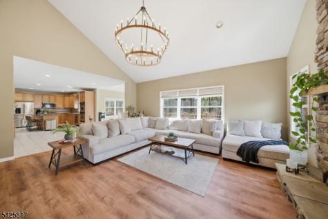 6 Farm Creek Road Fredon NJ 07860