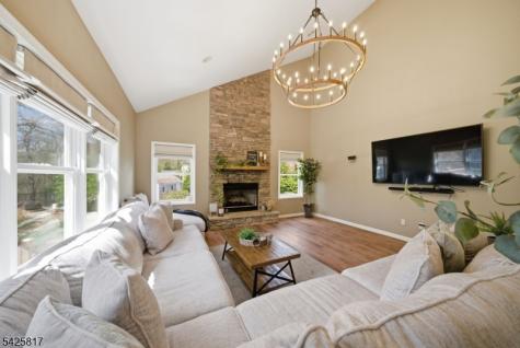 6 Farm Creek Road Fredon NJ 07860