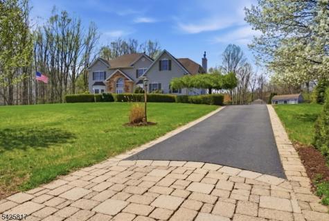6 Farm Creek Road Fredon NJ 07860